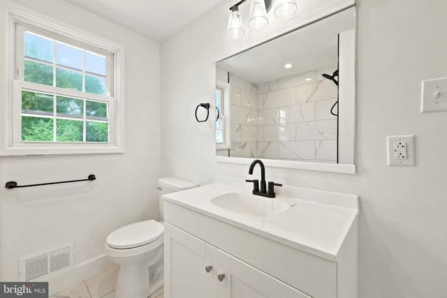 471 ELMWOOD RD, North Marlton, NJ 08053