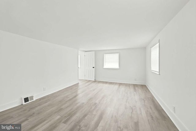 471 ELMWOOD RD, North Marlton, NJ 08053