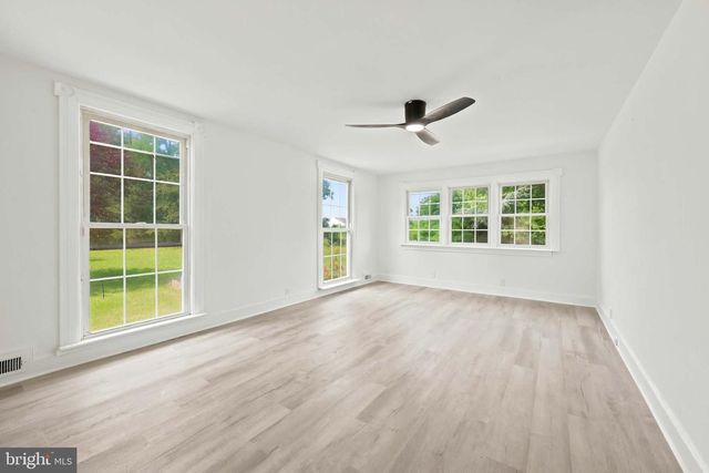 471 ELMWOOD RD, North Marlton, NJ 08053