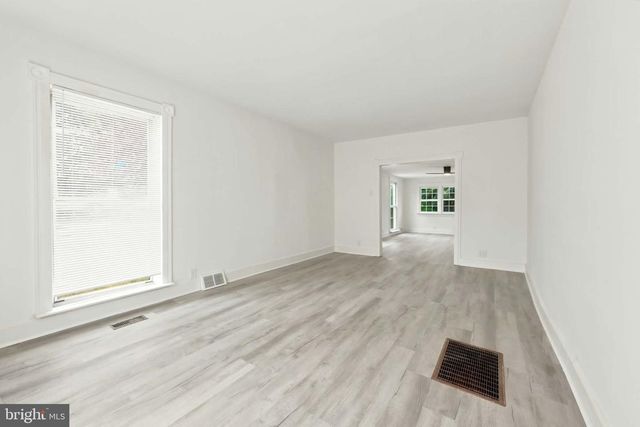471 ELMWOOD RD, North Marlton, NJ 08053