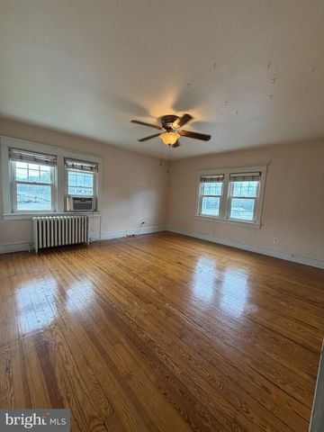3 BOXWOOD RD, Wilmington, DE 19804