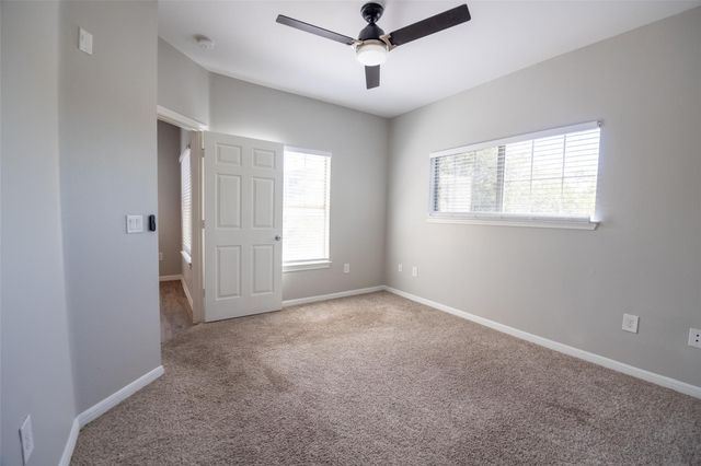 2320 Gracy Farms LN 322, Austin, TX 78758