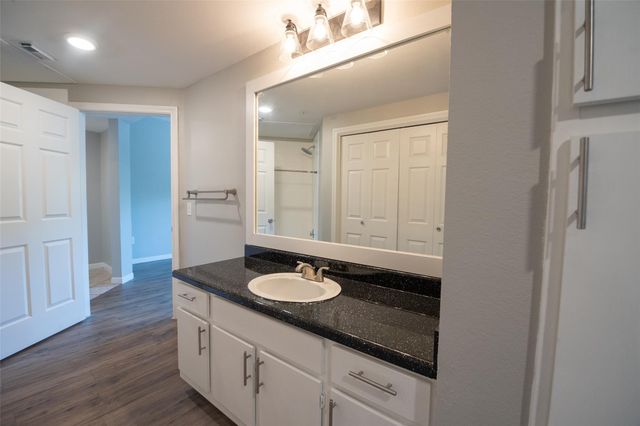 2320 Gracy Farms LN 322, Austin, TX 78758