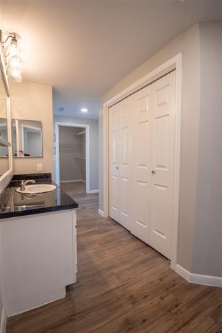 2320 Gracy Farms LN 322, Austin, TX 78758