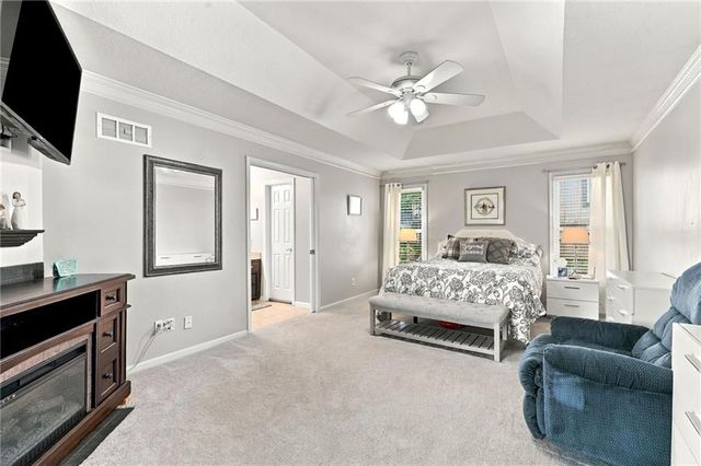 304 SW Green Teal Street, Lee's Summit, MO 64082