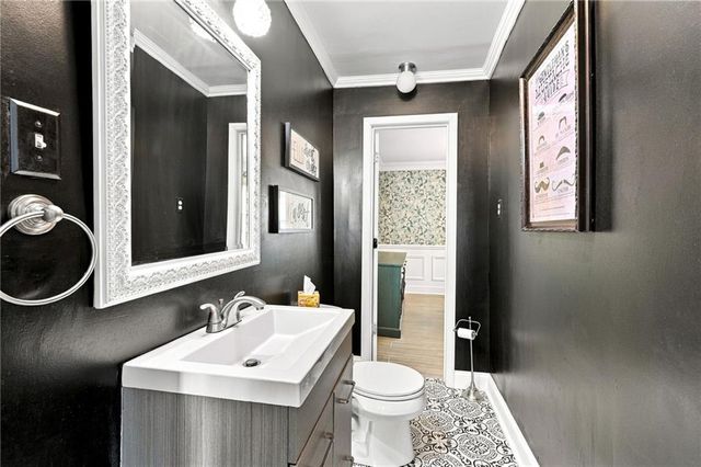 304 SW Green Teal Street, Lee's Summit, MO 64082