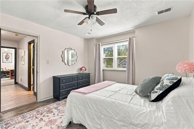 304 SW Green Teal Street, Lee's Summit, MO 64082