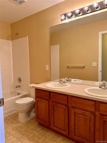 22843 E Briarwood Place, Aurora, CO 80016