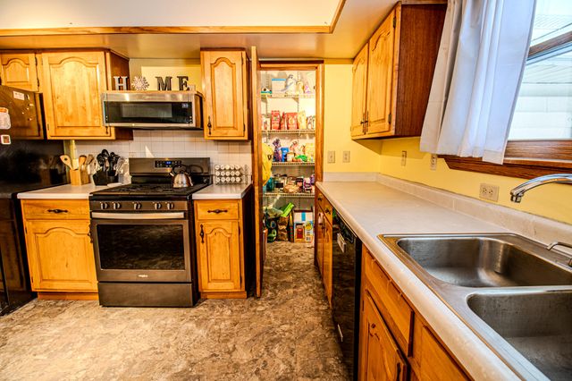 8830 S 43rd Street, Climax Twp, MI 49088