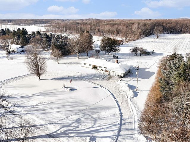 8830 S 43rd Street, Climax Twp, MI 49088