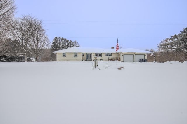 8830 S 43rd Street, Climax Twp, MI 49088