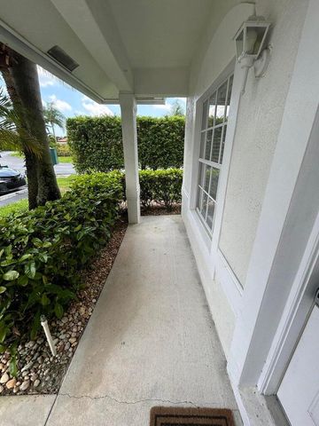 13519 Fountain View Boulevard, Wellington, FL 33414