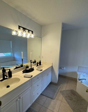 13519 Fountain View Boulevard, Wellington, FL 33414