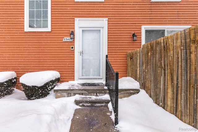 23493 Stonehenge Boulevard, Novi, MI 48375