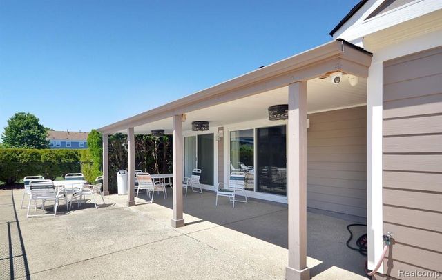 23493 Stonehenge Boulevard, Novi, MI 48375