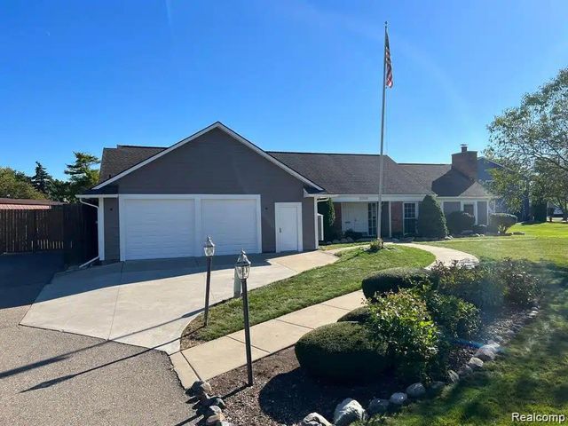 23493 Stonehenge Boulevard, Novi, MI 48375