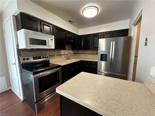 2143 Kimball CIR, Virginia Beach, VA 23455