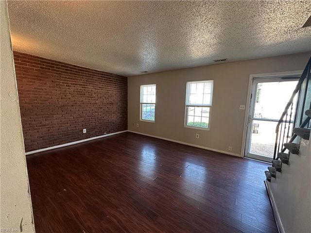 2143 Kimball CIR, Virginia Beach, VA 23455