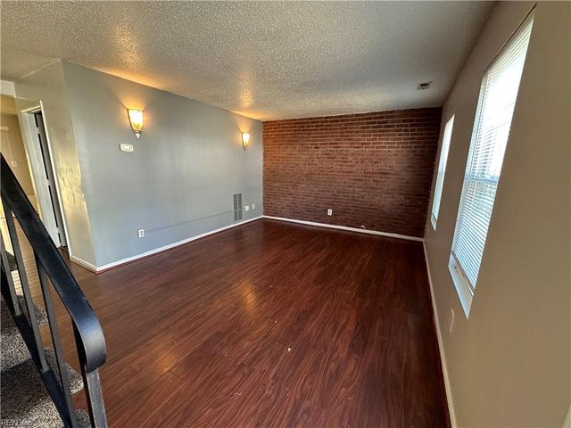 2143 Kimball CIR, Virginia Beach, VA 23455