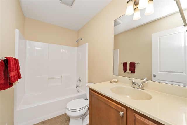 1304 Tanager Lane, Kalamazoo, MI 49009