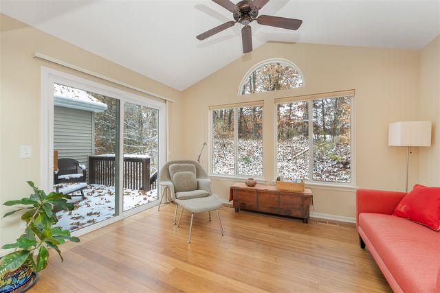 1304 Tanager Lane, Kalamazoo, MI 49009