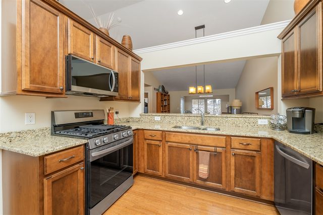 1304 Tanager Lane, Kalamazoo, MI 49009