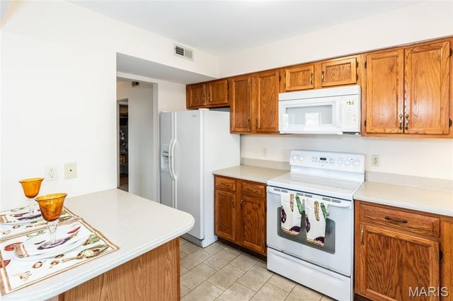 4343 Colony Gardens Drive, Mehlville, MO 63125