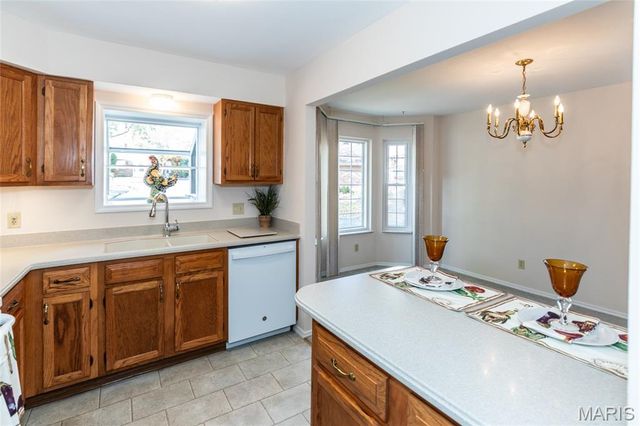 4343 Colony Gardens Drive, Mehlville, MO 63125