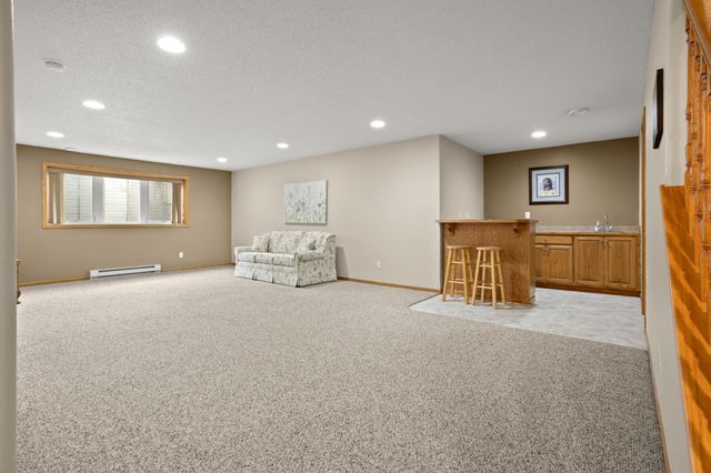 4443 3rd Street S, Moorhead, MN 56560