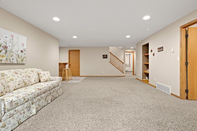 4443 3rd Street S, Moorhead, MN 56560