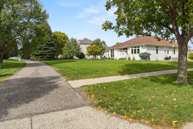 4443 3rd Street S, Moorhead, MN 56560