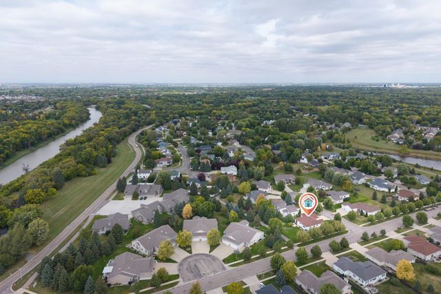 4443 3rd Street S, Moorhead, MN 56560