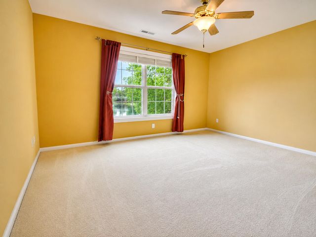37 Covington Drive, Valparaiso, IN 46385