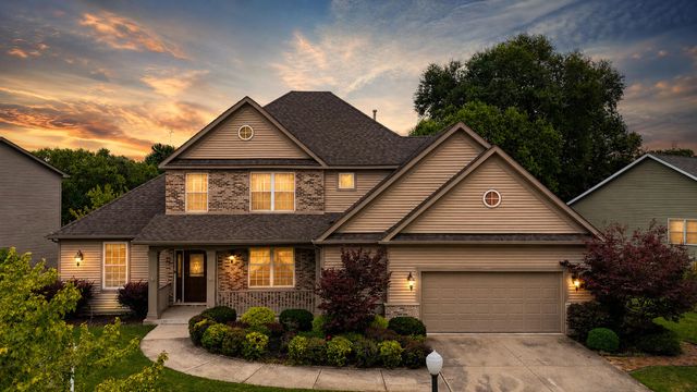 37 Covington Drive, Valparaiso, IN 46385