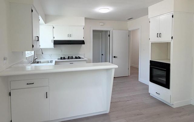 2032 Farnsworth Way, Rancho Cordova, CA 95670