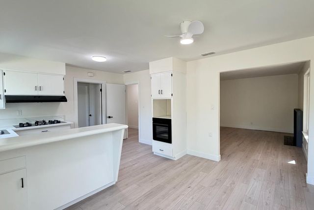 2032 Farnsworth Way, Rancho Cordova, CA 95670