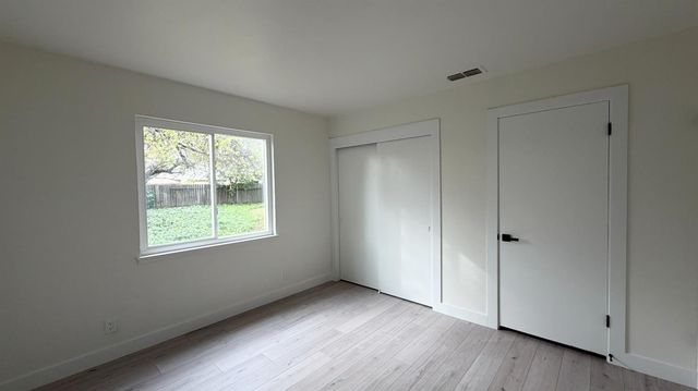 2032 Farnsworth Way, Rancho Cordova, CA 95670