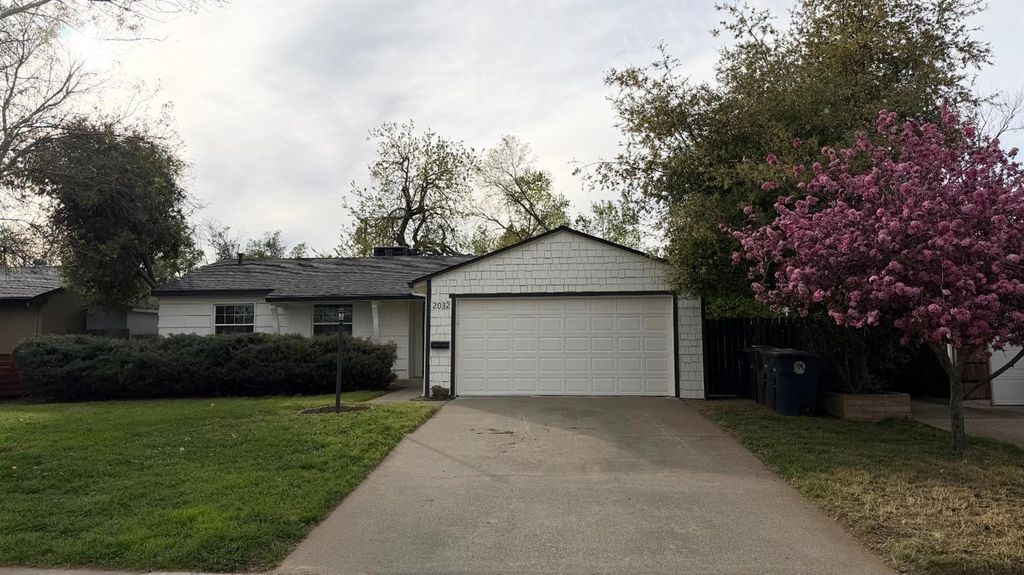 2032 Farnsworth Way, Rancho Cordova, CA 95670