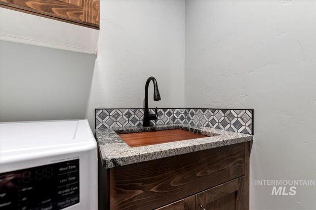 3859 E Vadonia Lane, Meridian, ID 83642