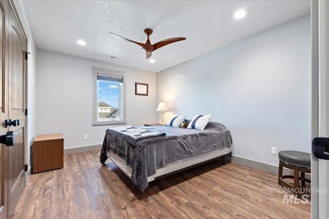 3859 E Vadonia Lane, Meridian, ID 83642