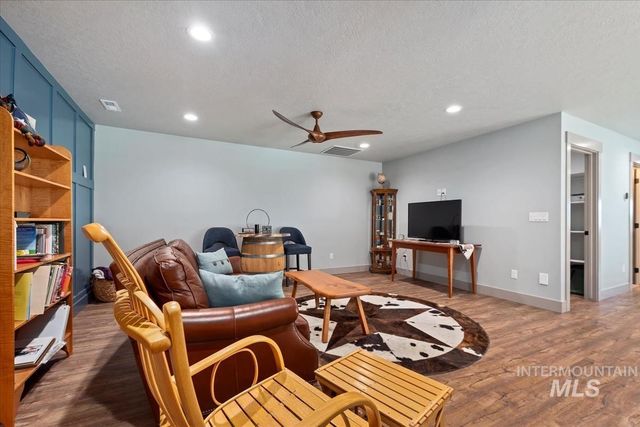 3859 E Vadonia Lane, Meridian, ID 83642