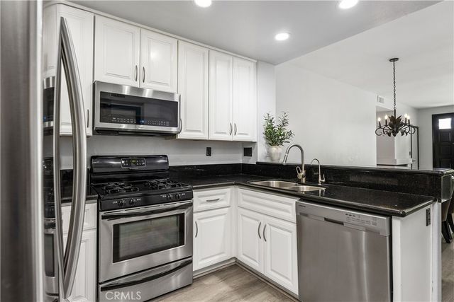 2744 Monza, Tustin, CA 92782