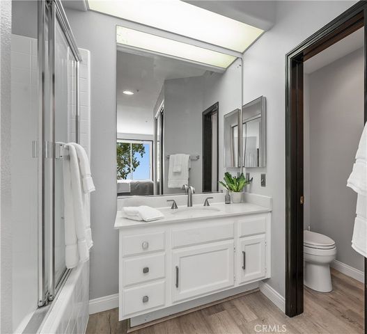 2744 Monza, Tustin, CA 92782