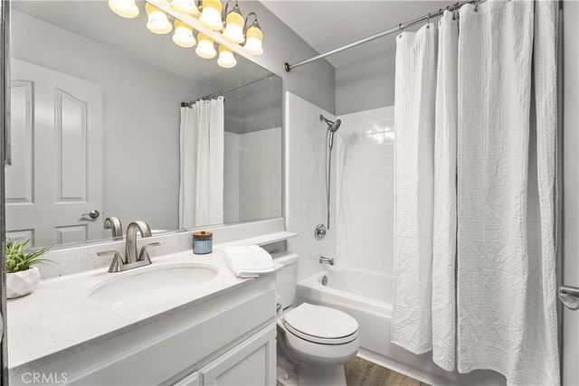 2744 Monza, Tustin, CA 92782