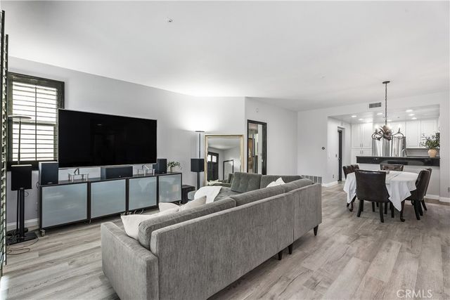 2744 Monza, Tustin, CA 92782