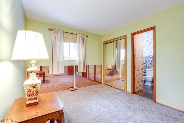 684 Sherwood Drive, Aurora, OH 44202