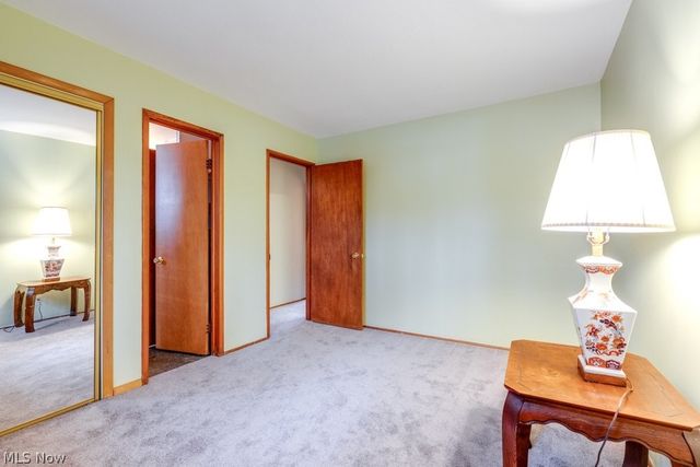 684 Sherwood Drive, Aurora, OH 44202