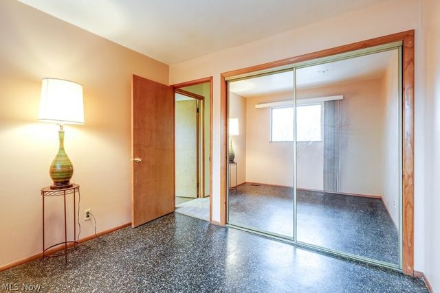 684 Sherwood Drive, Aurora, OH 44202