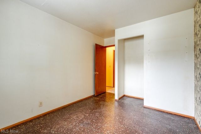 684 Sherwood Drive, Aurora, OH 44202