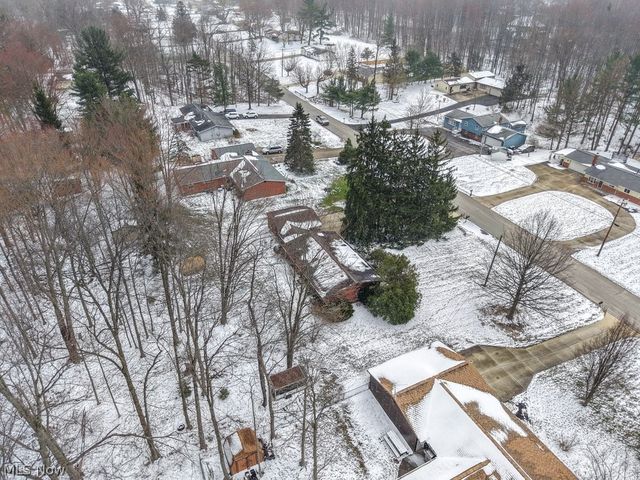 684 Sherwood Drive, Aurora, OH 44202